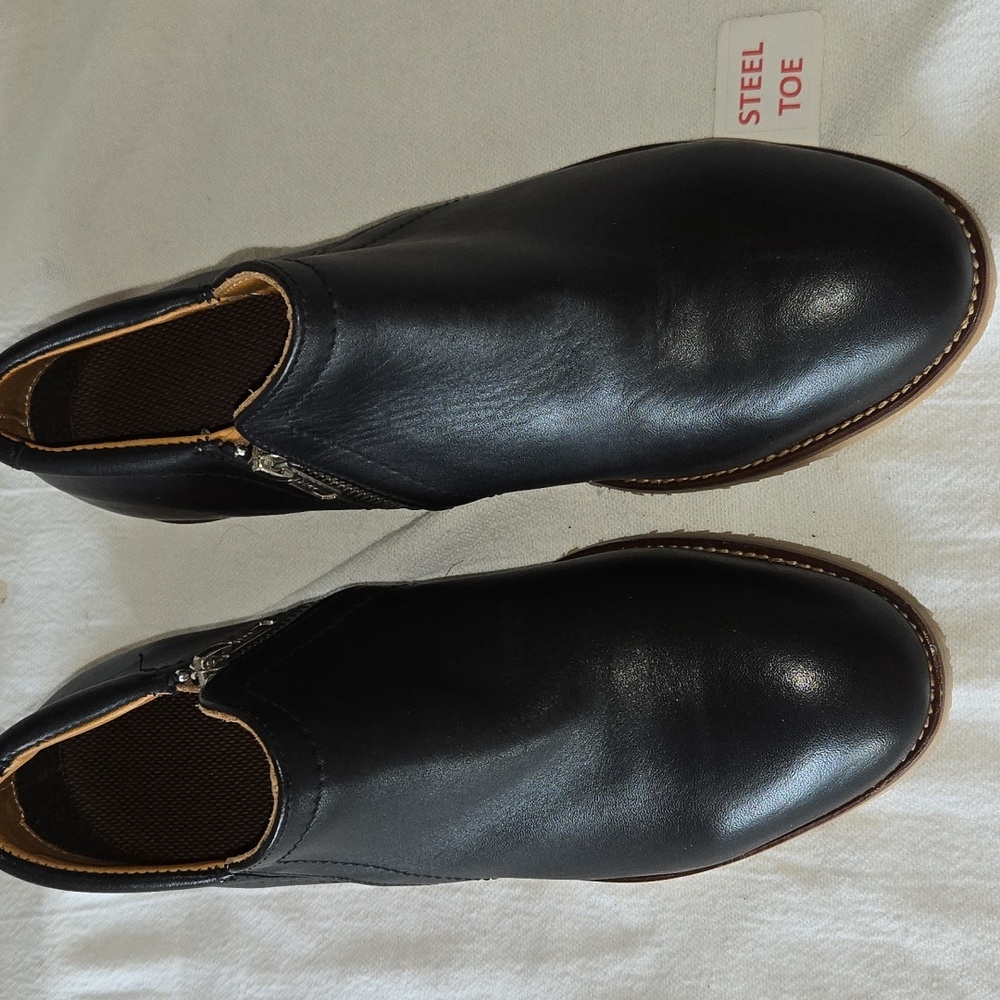 Xena Steel Toe Gravity Steel Toe Chelsea Sz.‎ 9 Boot NWOT